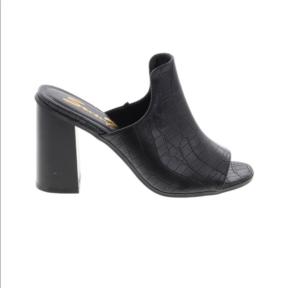Seven7 Peep Toe Heeled Mule/Clog NWOT - Picture 1 of 2